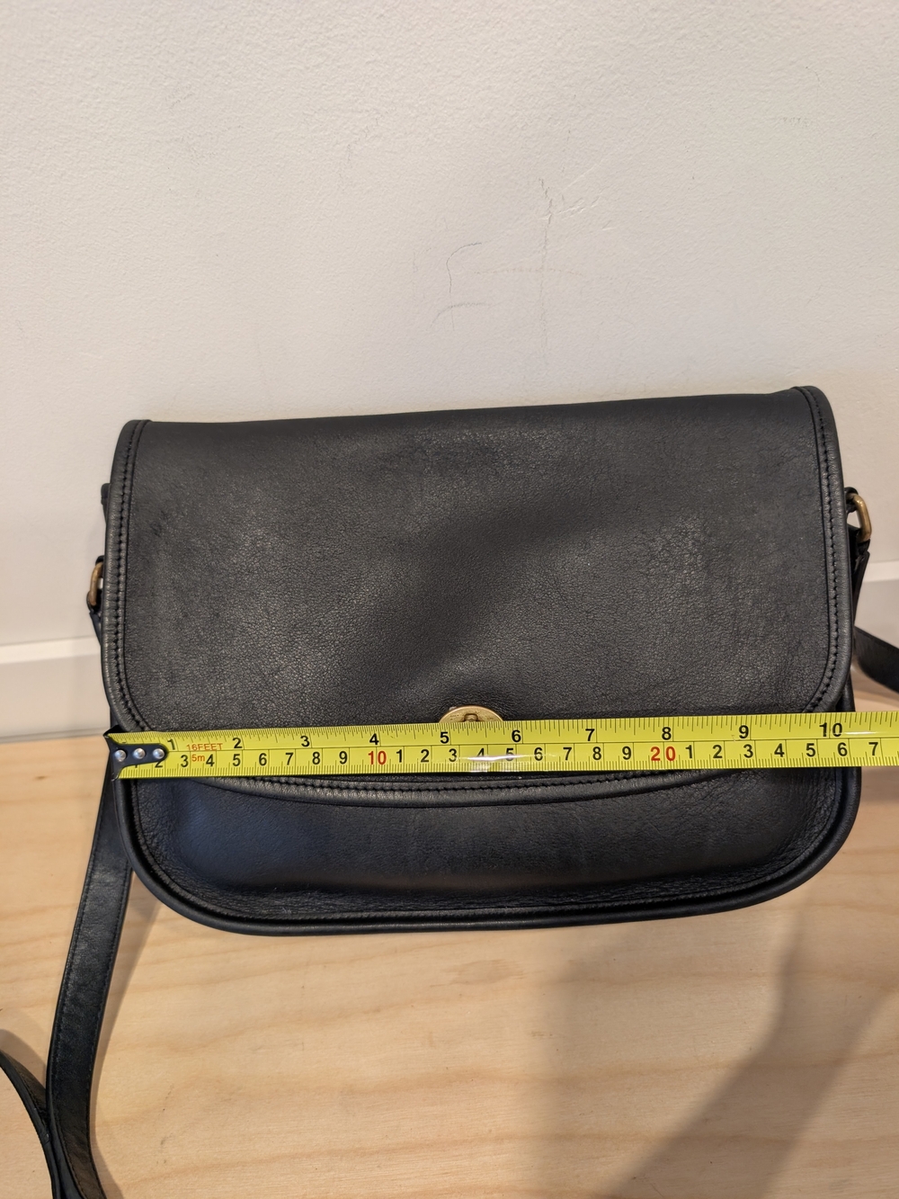 Authentic Vintage Coach Black Leather City Bag Crossbody 9790 - Picture 10 of 15
